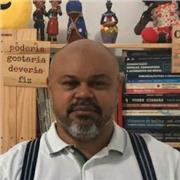 Sou professor com experiência em ensino médio, técnico e superior nas disciplinas de Física e Matemática